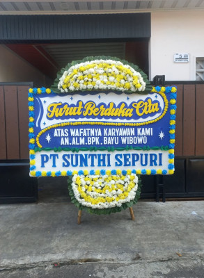 Papan Bunga Duka di Cariu