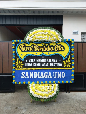 Papan Bunga Duka di Cariu